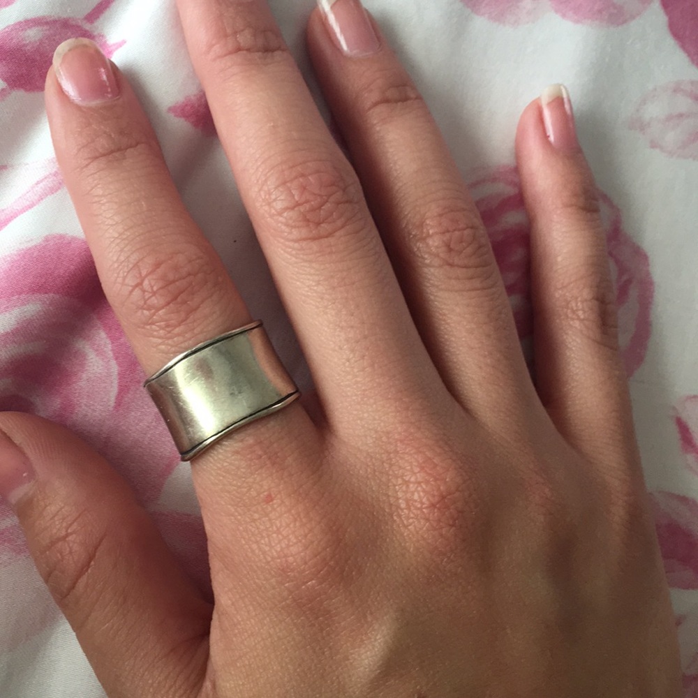 Sterling silver 7.5 ring